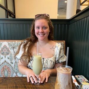 Meet your Posher, Julia